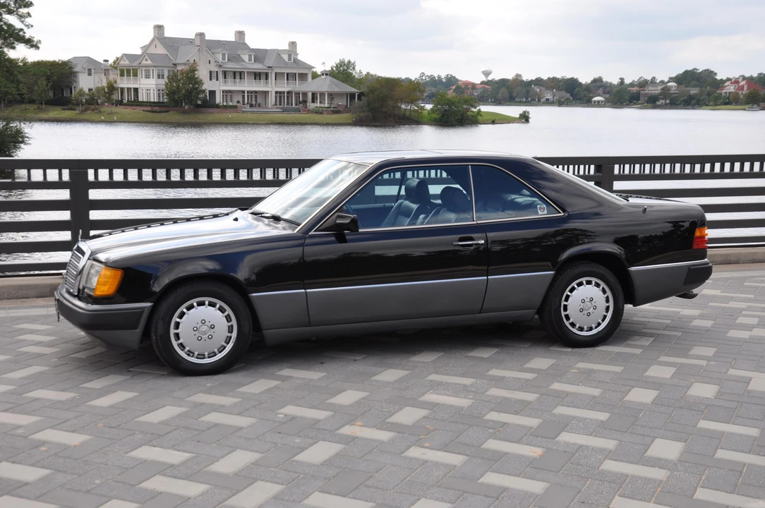 1990 Mercedes-Benz W124 E-Class - Image 6 of 31