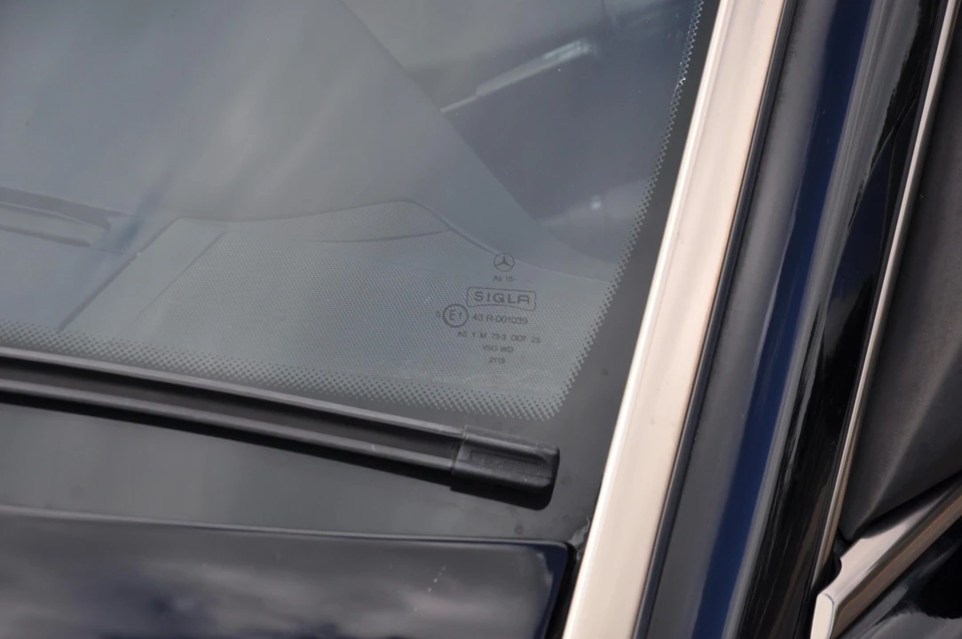1990 Mercedes-Benz W124 E-Class - Image 31 of 31