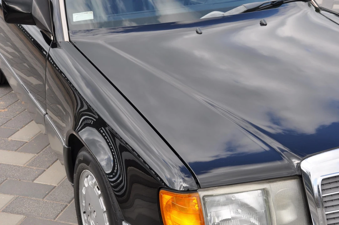 1990 Mercedes-Benz W124 E-Class - Image 28 of 31