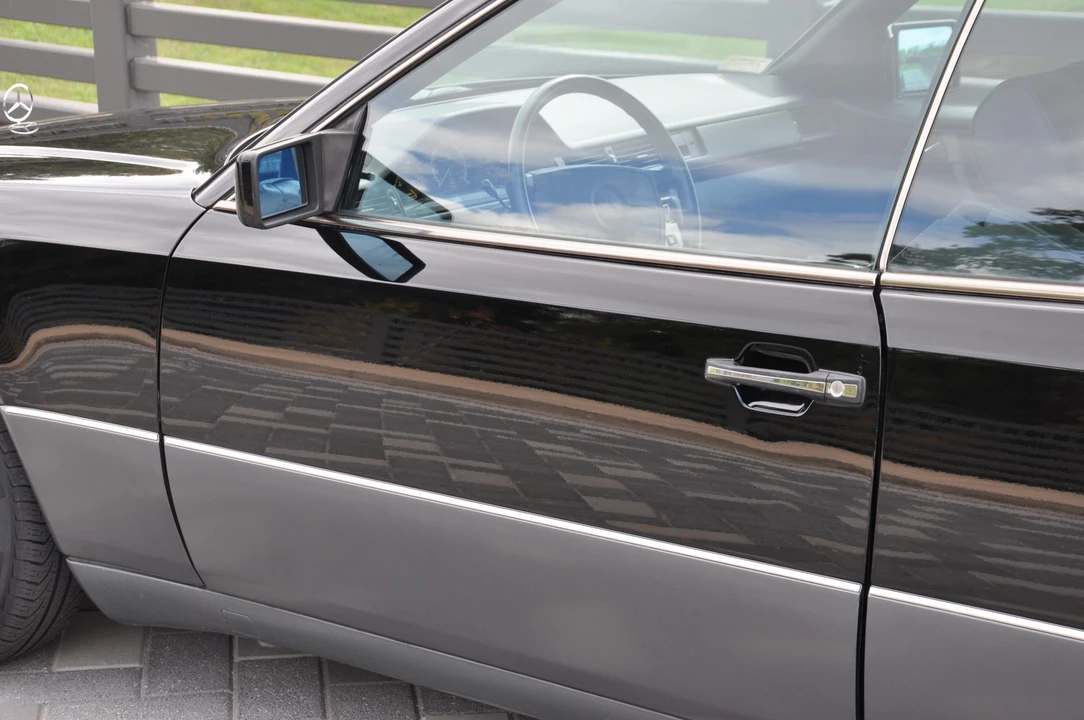 1990 Mercedes-Benz W124 E-Class - Image 24 of 31