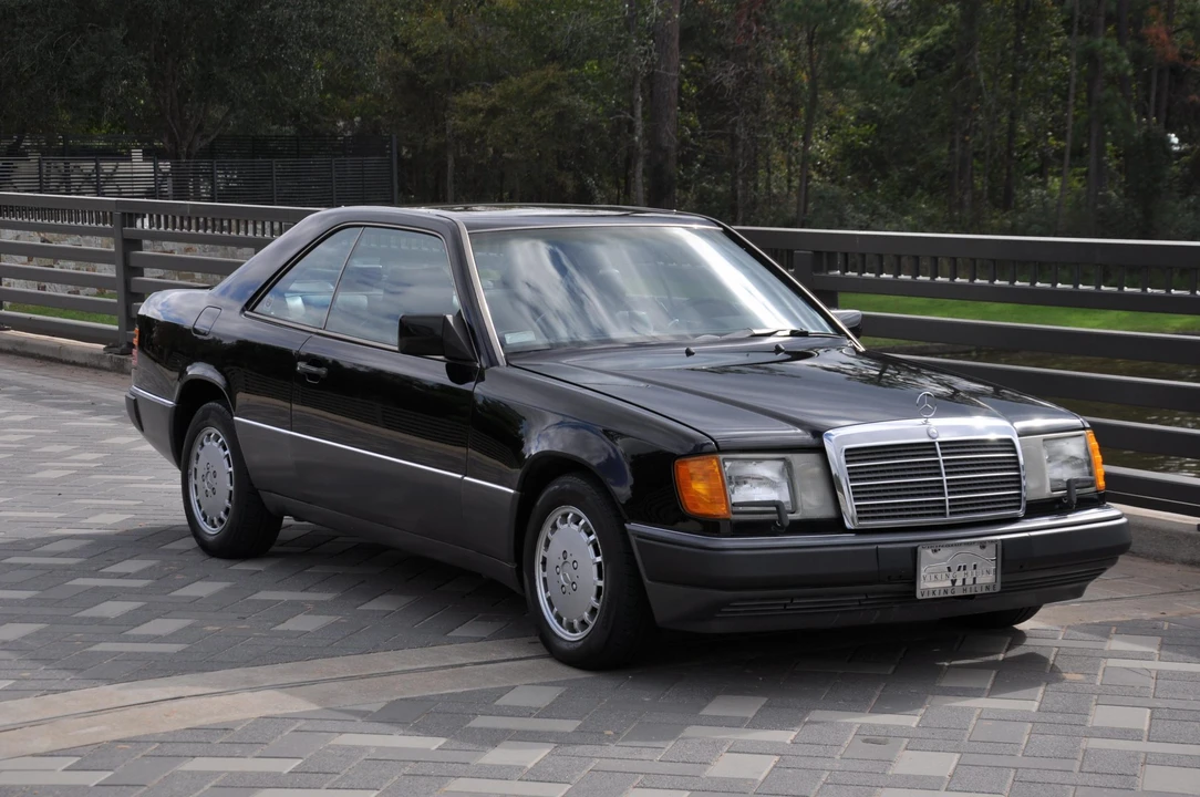 1990 Mercedes-Benz W124 E-Class - Image 18 of 31