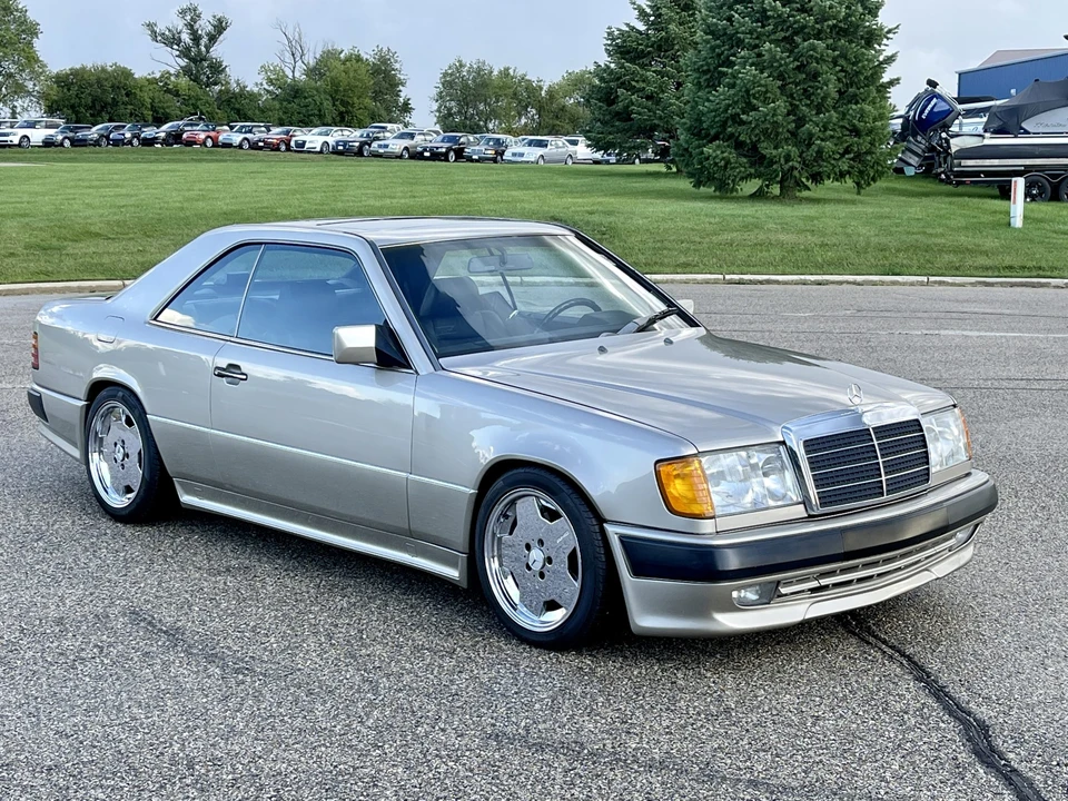 1990 Mercedes-Benz W124 E-Class - Image 18 of 31