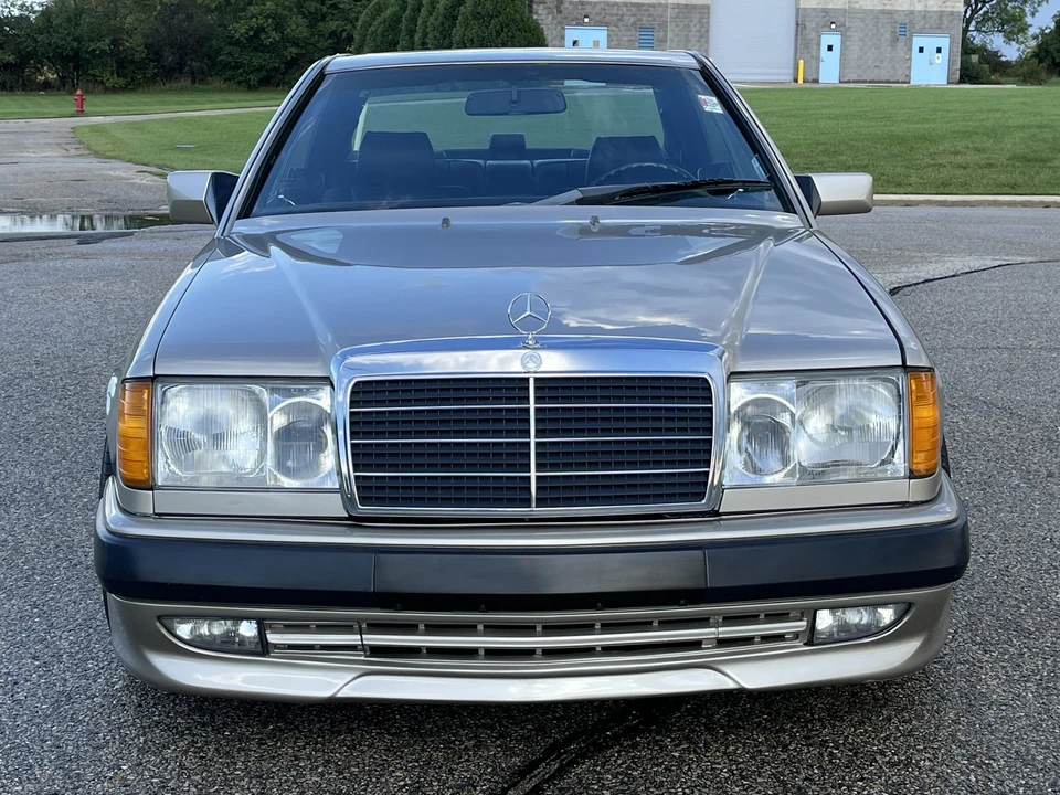 1990 Mercedes-Benz W124 E-Class - Image 13 of 31