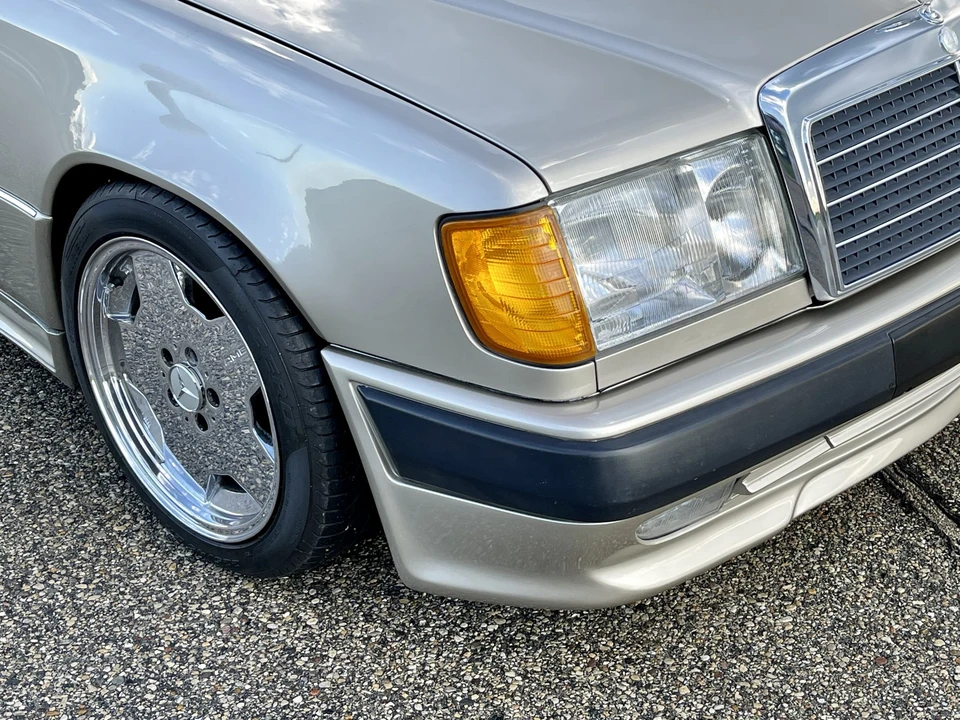 1990 Mercedes-Benz W124 E-Class - Image 26 of 31