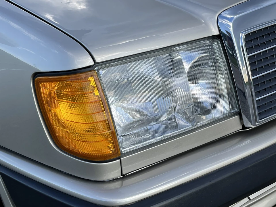 1990 Mercedes-Benz W124 E-Class - Image 27 of 31