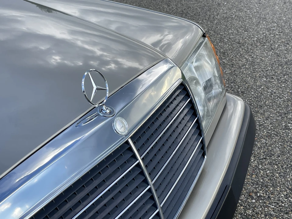 1990 Mercedes-Benz W124 E-Class - Image 29 of 31