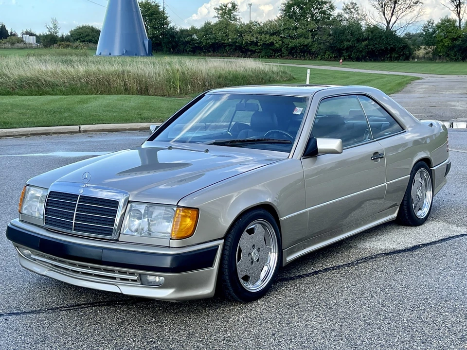 1990 Mercedes-Benz W124 E-Class - Image 11 of 31
