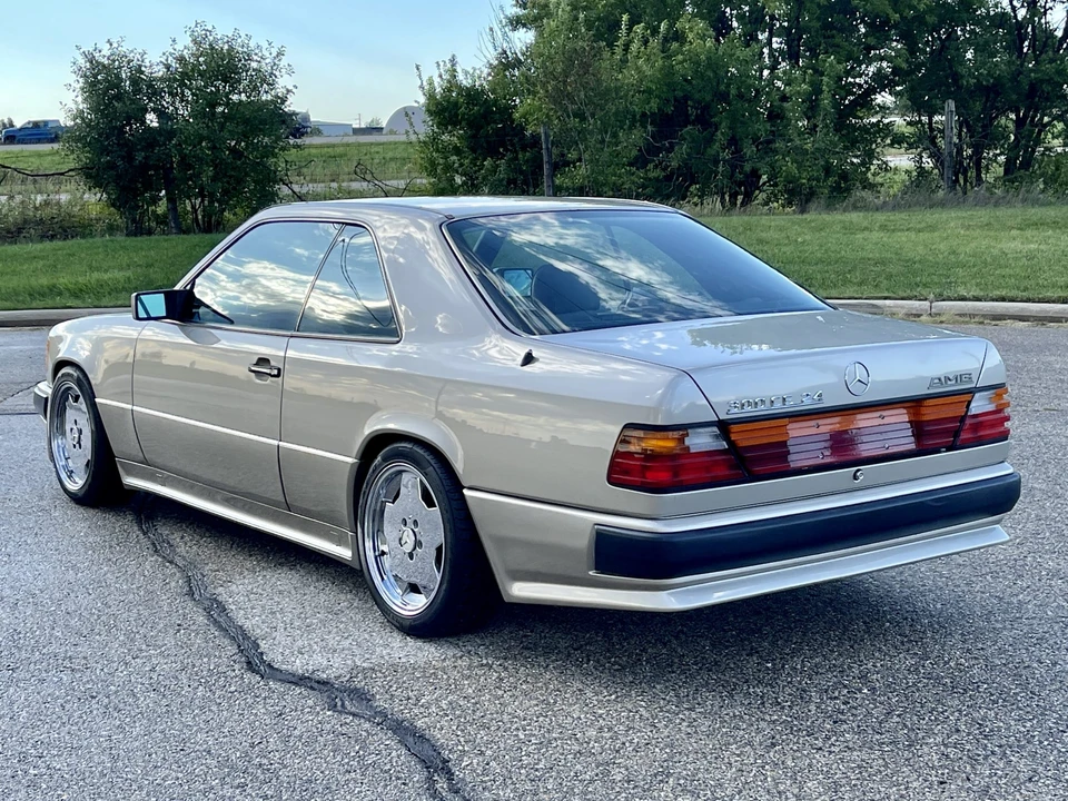 1990 Mercedes-Benz W124 E-Class - Image 23 of 31