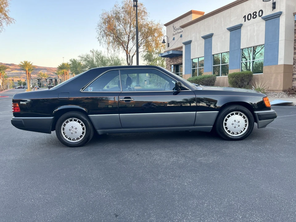 1990 Mercedes-Benz W124 E-Class - Image 9 of 31