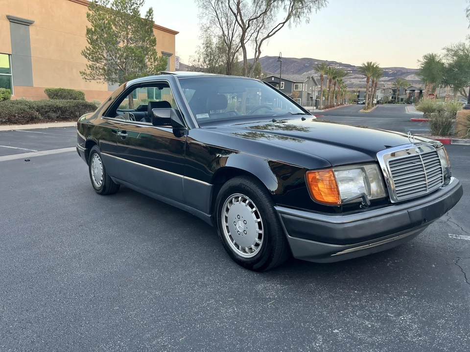 1990 Mercedes-Benz W124 E-Class - Image 6 of 31