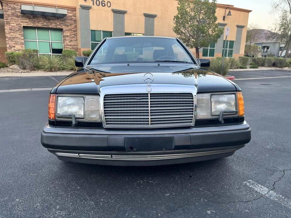 1990 Mercedes-Benz W124 E-Class - Image 5 of 31