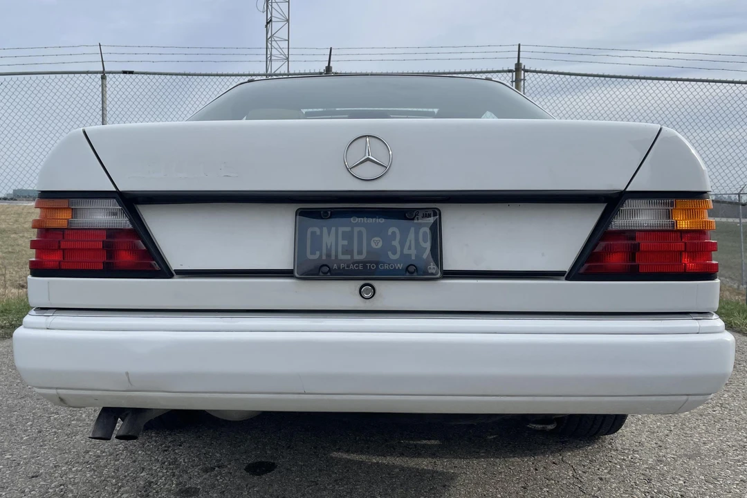 1990 Mercedes-Benz W124 E-Class - Image 5 of 31