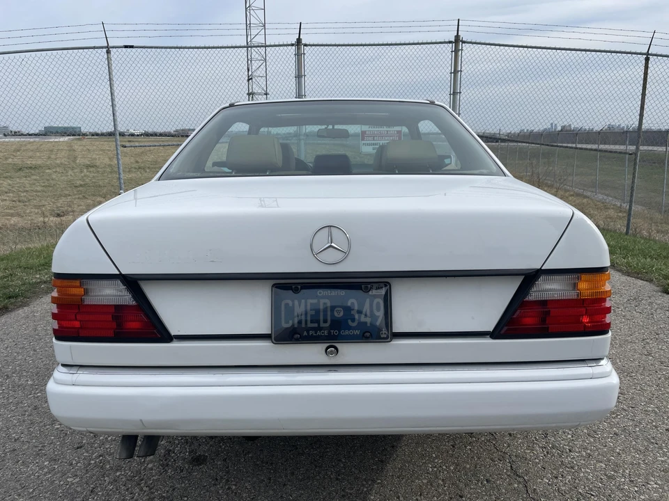 1990 Mercedes-Benz W124 E-Class - Image 31 of 31