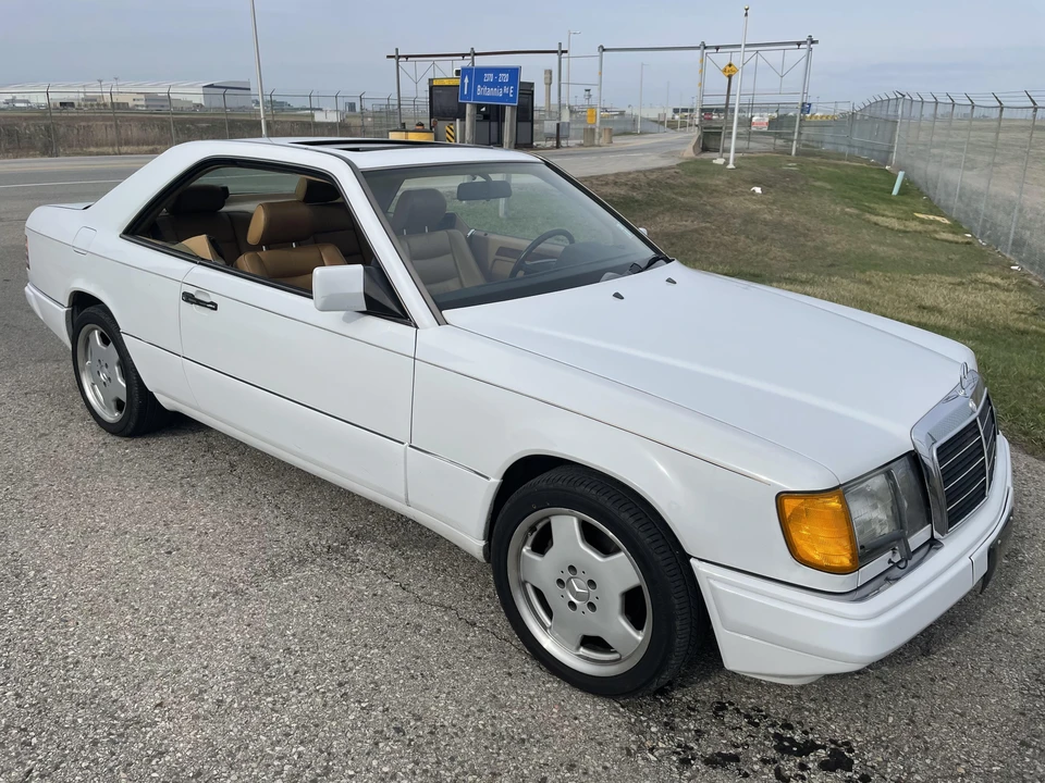 1990 Mercedes-Benz W124 E-Class - Image 21 of 31