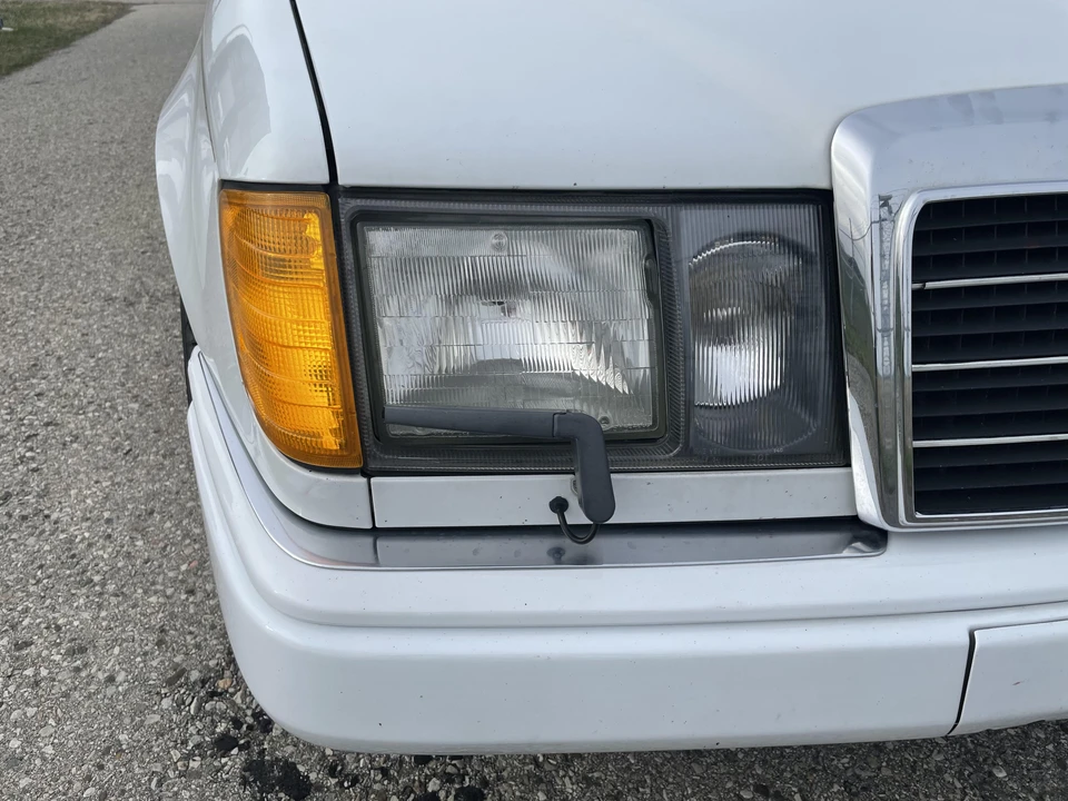 1990 Mercedes-Benz W124 E-Class - Image 24 of 31