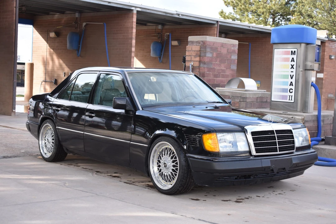 1990 Mercedes-Benz W124 E-Class - Image 5 of 31