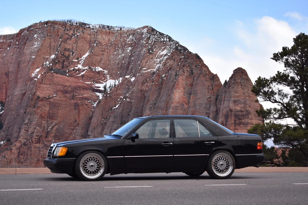 1990 Mercedes-Benz W124 E-Class - Image 27 of 31
