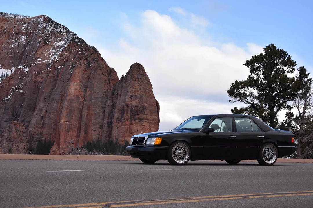 1990 Mercedes-Benz W124 E-Class - Image 30 of 31