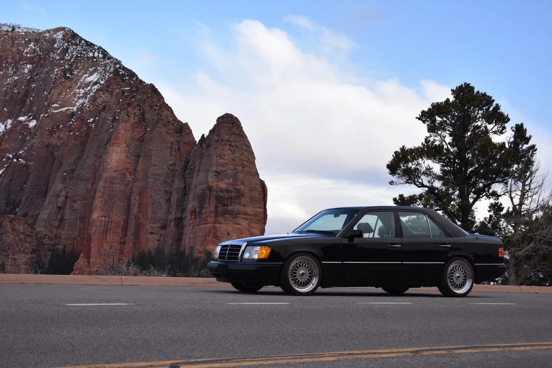 1990 Mercedes-Benz W124 E-Class - Image 29 of 31