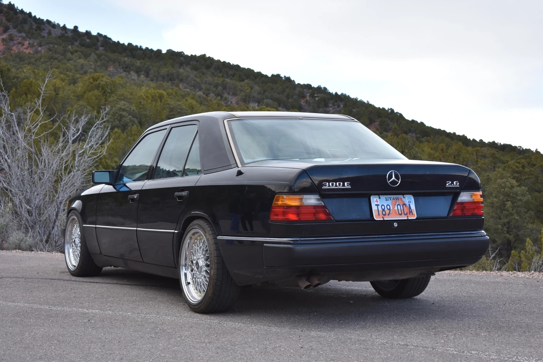 1990 Mercedes-Benz W124 E-Class - Image 22 of 31