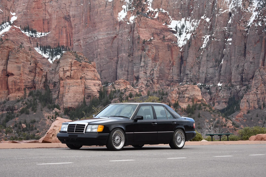 1990 Mercedes-Benz W124 E-Class - Image 11 of 31