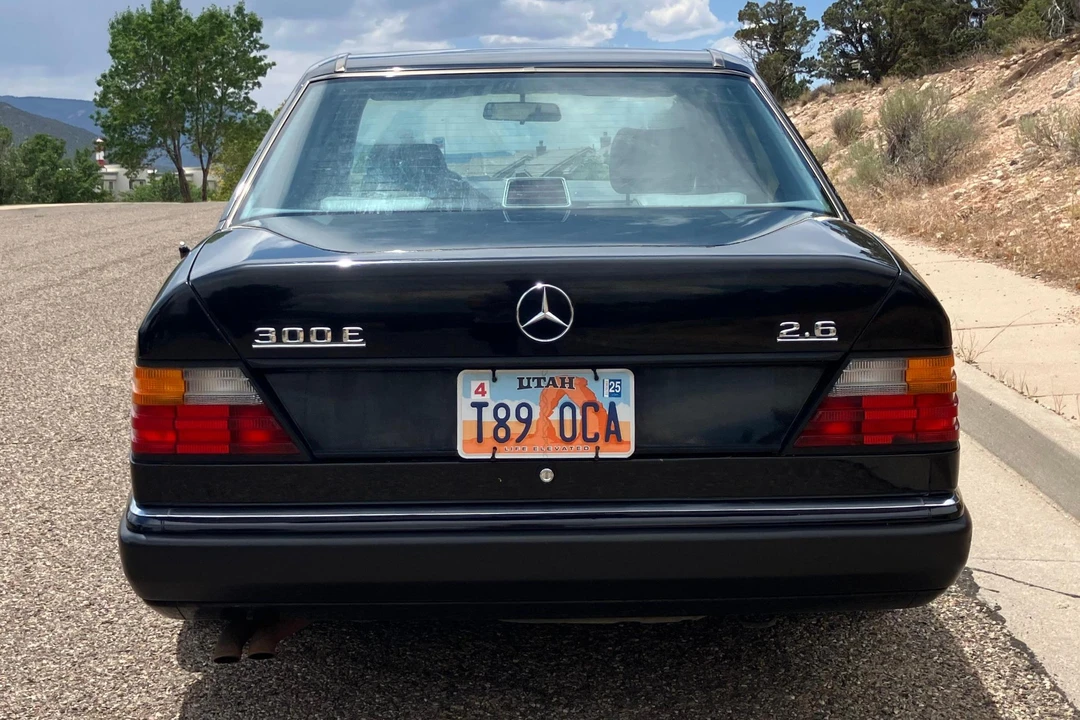 1990 Mercedes-Benz W124 E-Class - Image 5 of 31