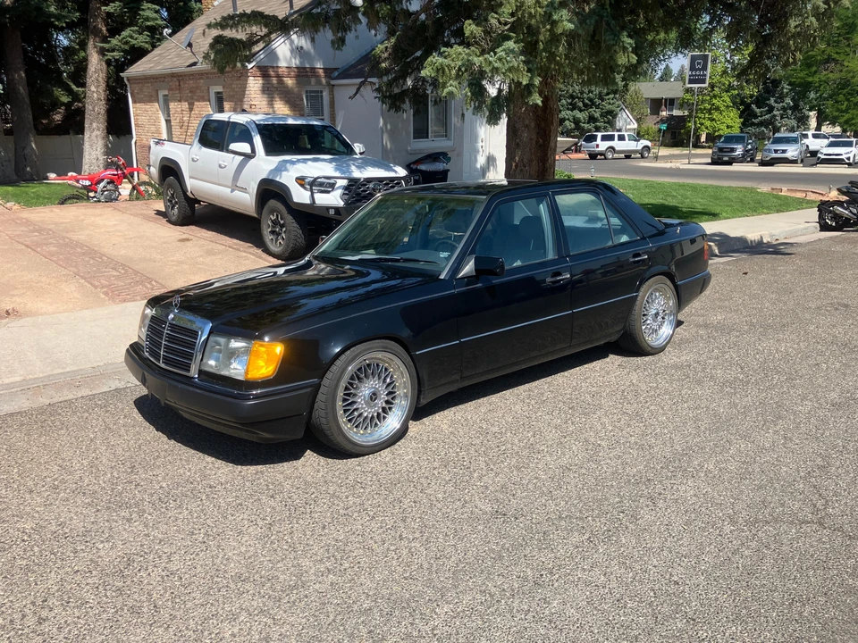 1990 Mercedes-Benz W124 E-Class - Image 13 of 31