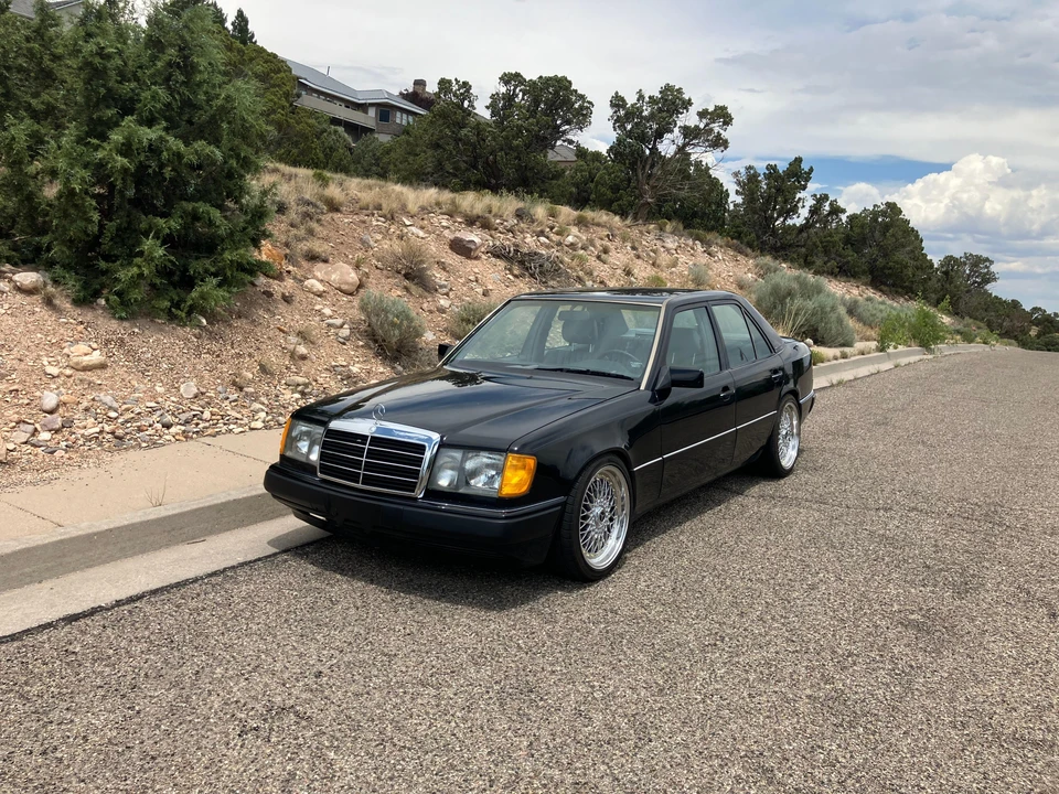 1990 Mercedes-Benz W124 E-Class - Image 8 of 31