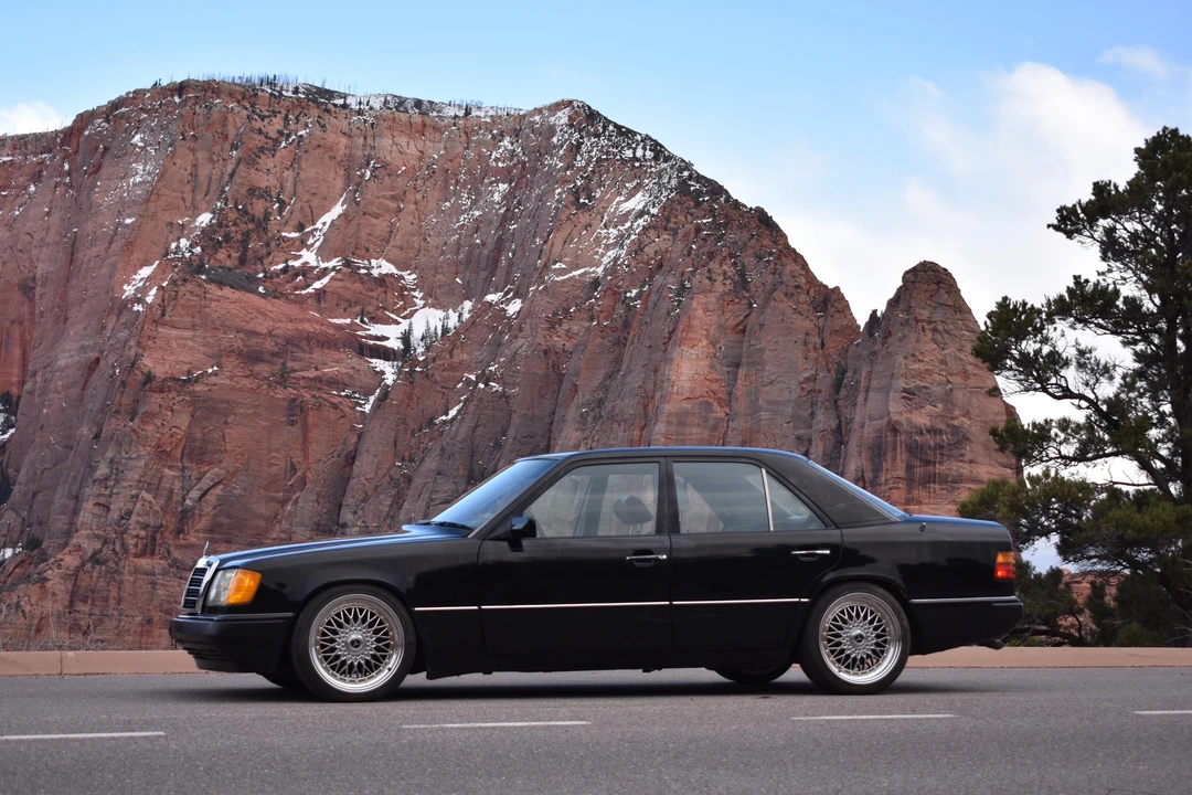1990 Mercedes-Benz W124 E-Class - Image 15 of 31