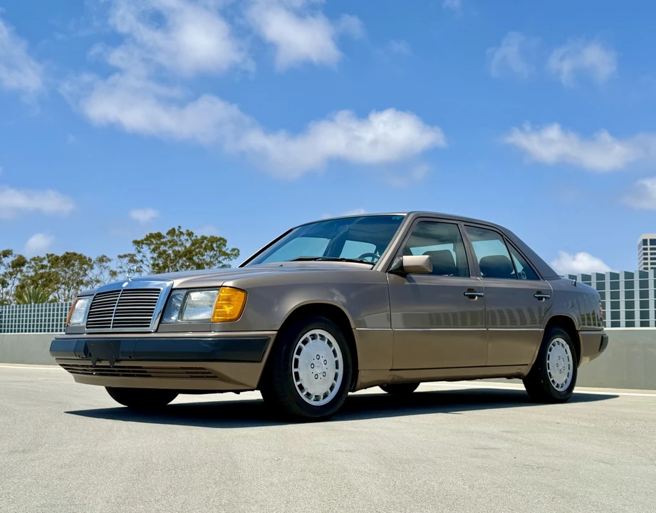 1990 Mercedes-Benz W124 E-Class - Image 3 of 31