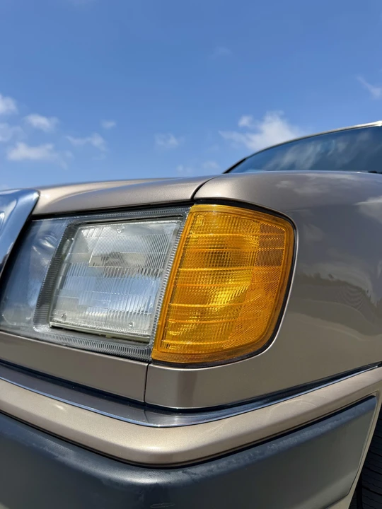 1990 Mercedes-Benz W124 E-Class - Image 26 of 31