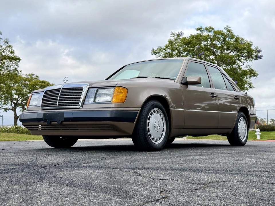 1990 Mercedes-Benz W124 E-Class - Image 7 of 31