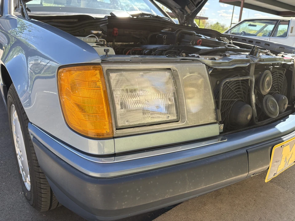 1990 Mercedes-Benz W124 E-Class - Image 10 of 31
