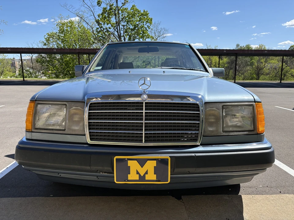 1990 Mercedes-Benz W124 E-Class - Image 3 of 31