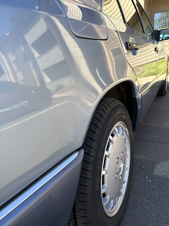 1990 Mercedes-Benz W124 E-Class - Image 14 of 31