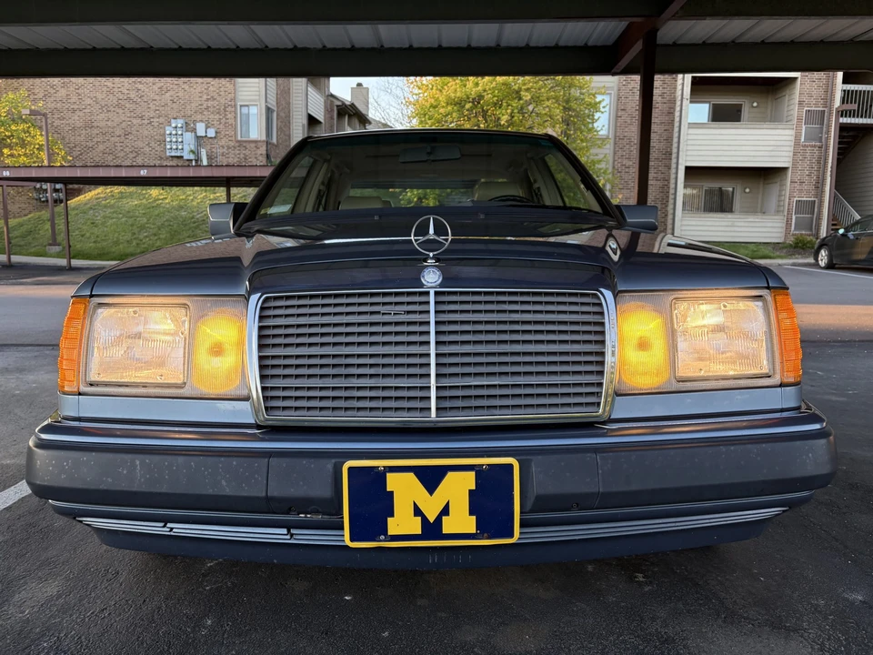 1990 Mercedes-Benz W124 E-Class - Image 4 of 31