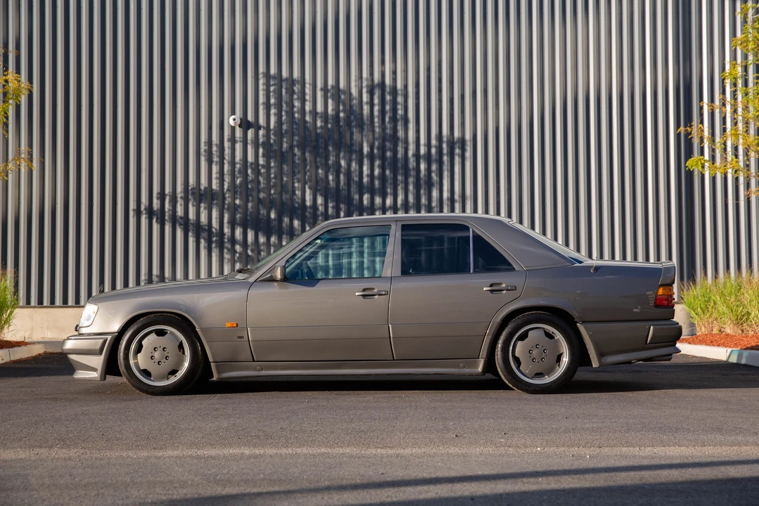 1990 Mercedes-Benz W124 E-Class - Image 15 of 31