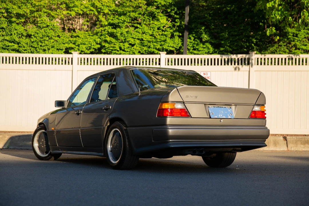 1990 Mercedes-Benz W124 E-Class - Image 21 of 31