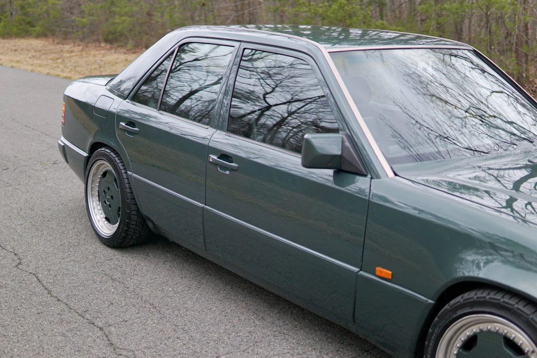 1990 Mercedes-Benz W124 E-Class - Image 20 of 31