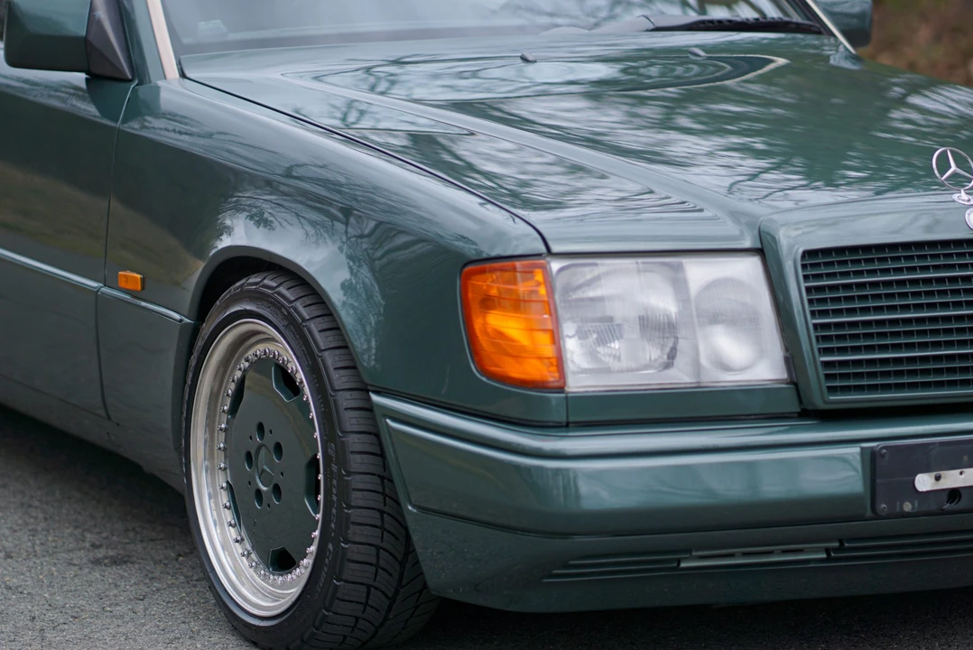1990 Mercedes-Benz W124 E-Class - Image 23 of 31