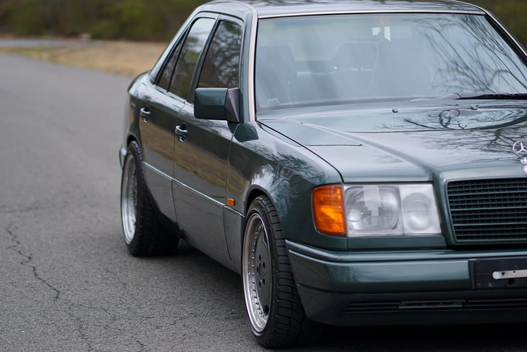 1990 Mercedes-Benz W124 E-Class - Image 18 of 31