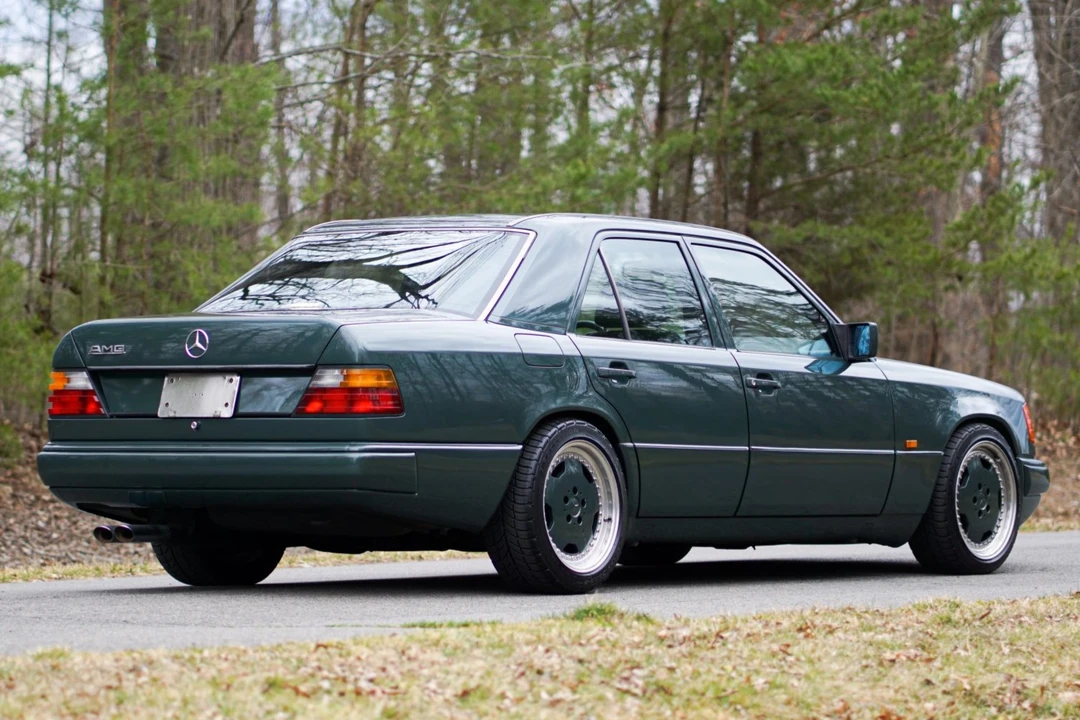 1990 Mercedes-Benz W124 E-Class - Image 10 of 31