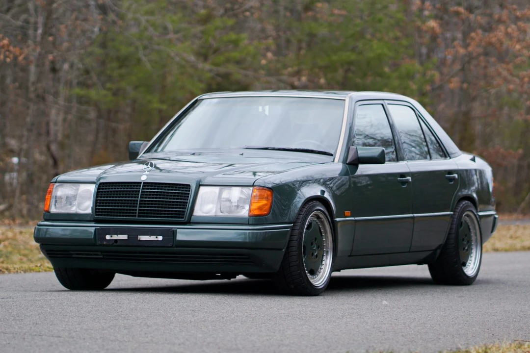 1990 Mercedes-Benz W124 E-Class - Image 2 of 31