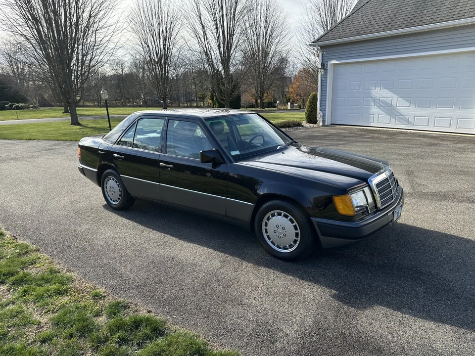 1990 Mercedes-Benz W124 E-Class - Image 5 of 31