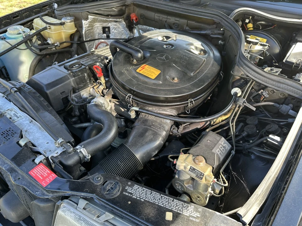 1990 Mercedes-Benz W124 E-Class - Image 19 of 31
