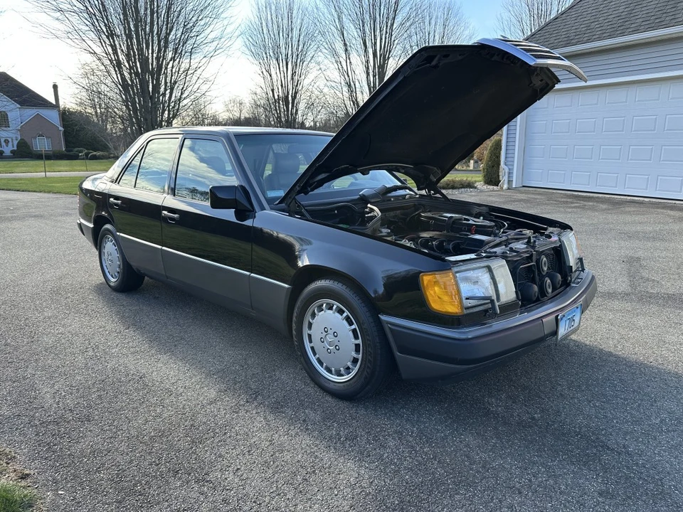 1990 Mercedes-Benz W124 E-Class - Image 20 of 31