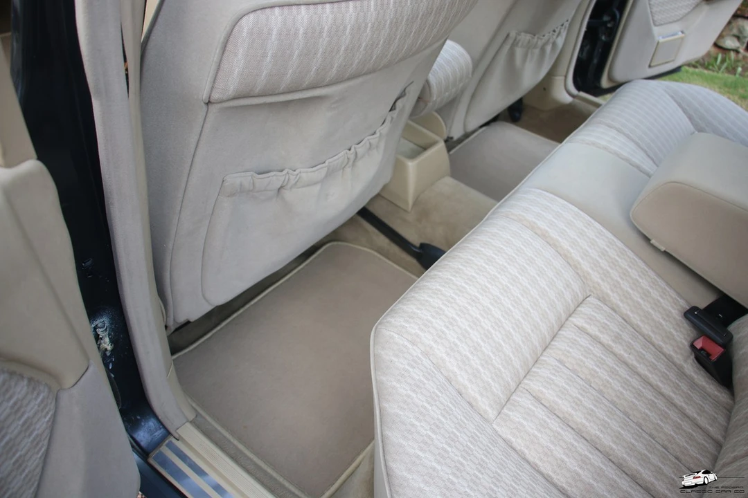 1990 Mercedes-Benz W124 E-Class - Image 27 of 30