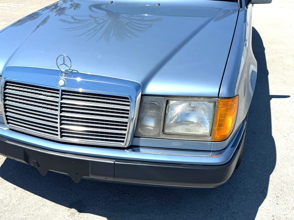 1990 Mercedes-Benz W124 E-Class - Image 18 of 31