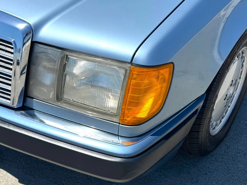 1990 Mercedes-Benz W124 E-Class - Image 20 of 31