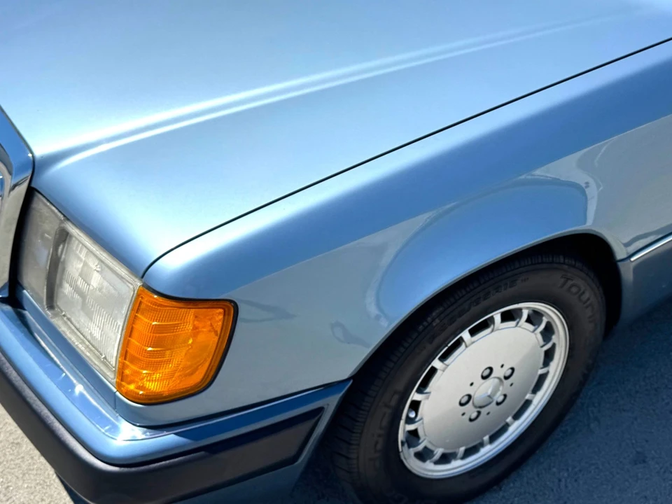 1990 Mercedes-Benz W124 E-Class - Image 22 of 31